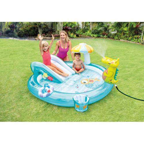 Inflatable pool water park